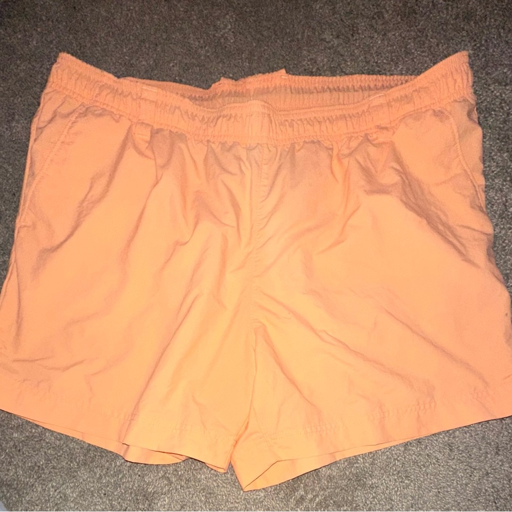 ⚡️PFG Columbia orange shorts, size XL⚡️